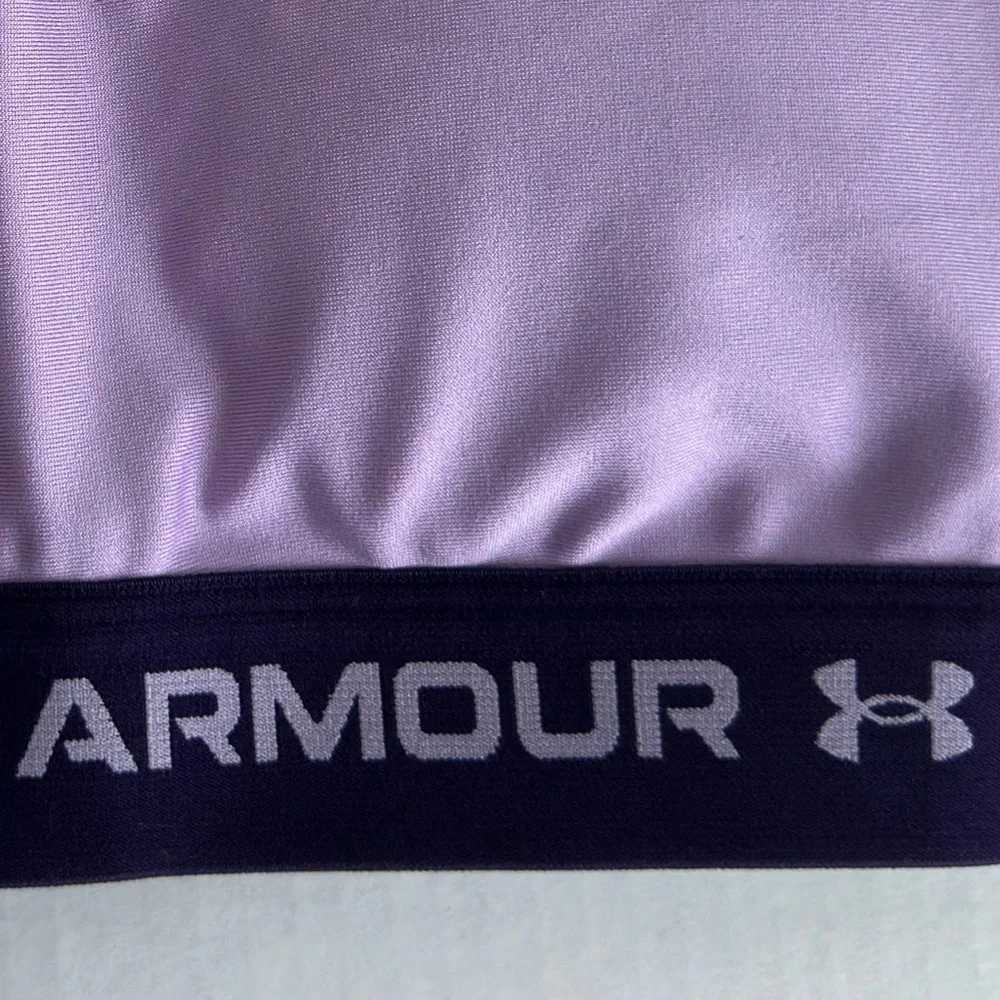 Under Armour Women’s Sports Bra Medium Mid Support Crossback Keyhole Purple
